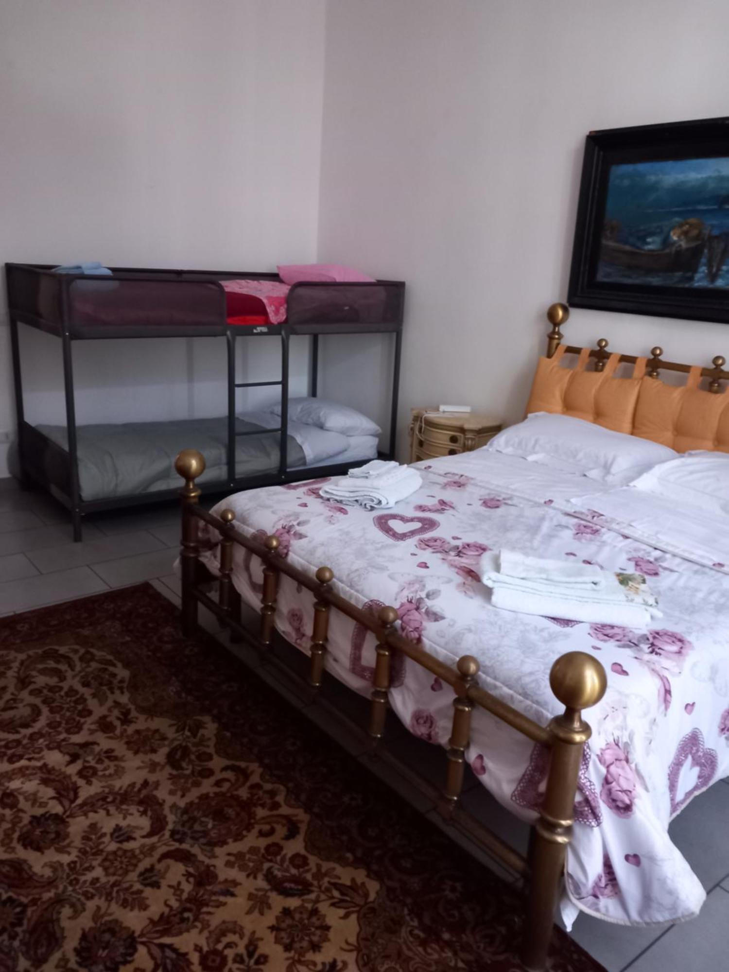 فندق Casa Surunova نابولي المظهر الخارجي الصورة